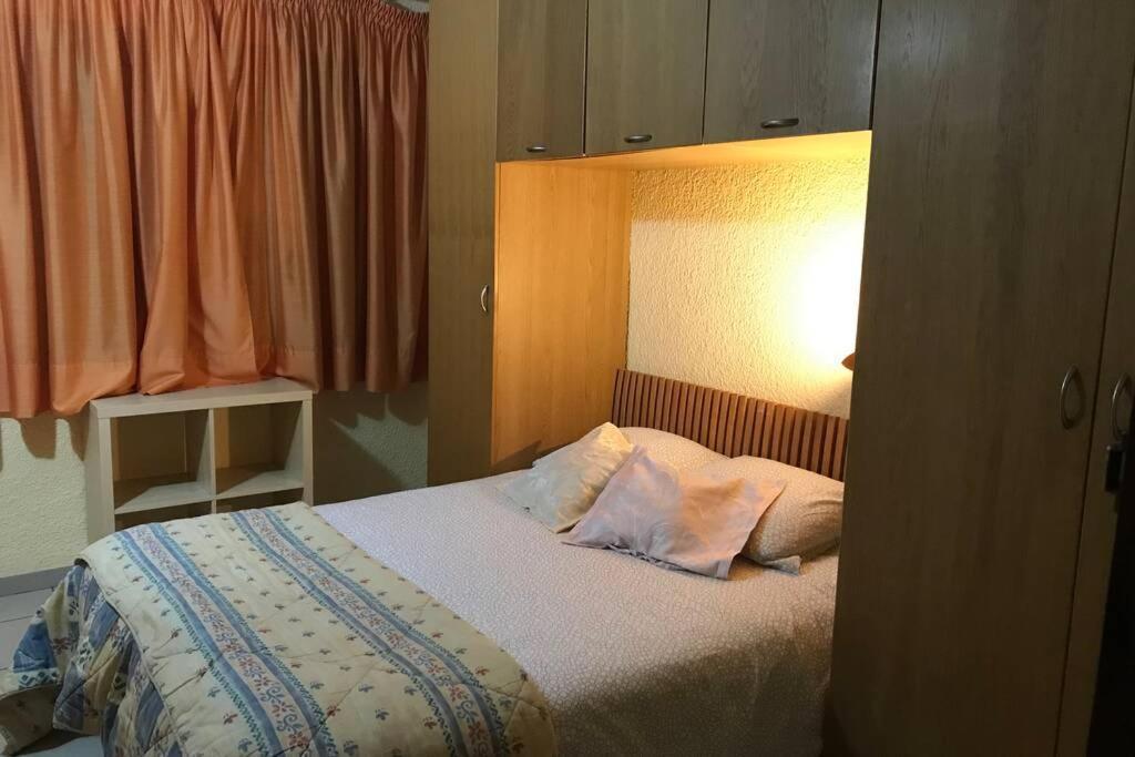 Villa Casita Blanca Con Fibra Optica Y Piscina Cominutaria à Tossa de Mar Extérieur photo