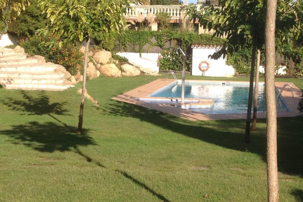 Villa Casita Blanca Con Fibra Optica Y Piscina Cominutaria à Tossa de Mar Extérieur photo