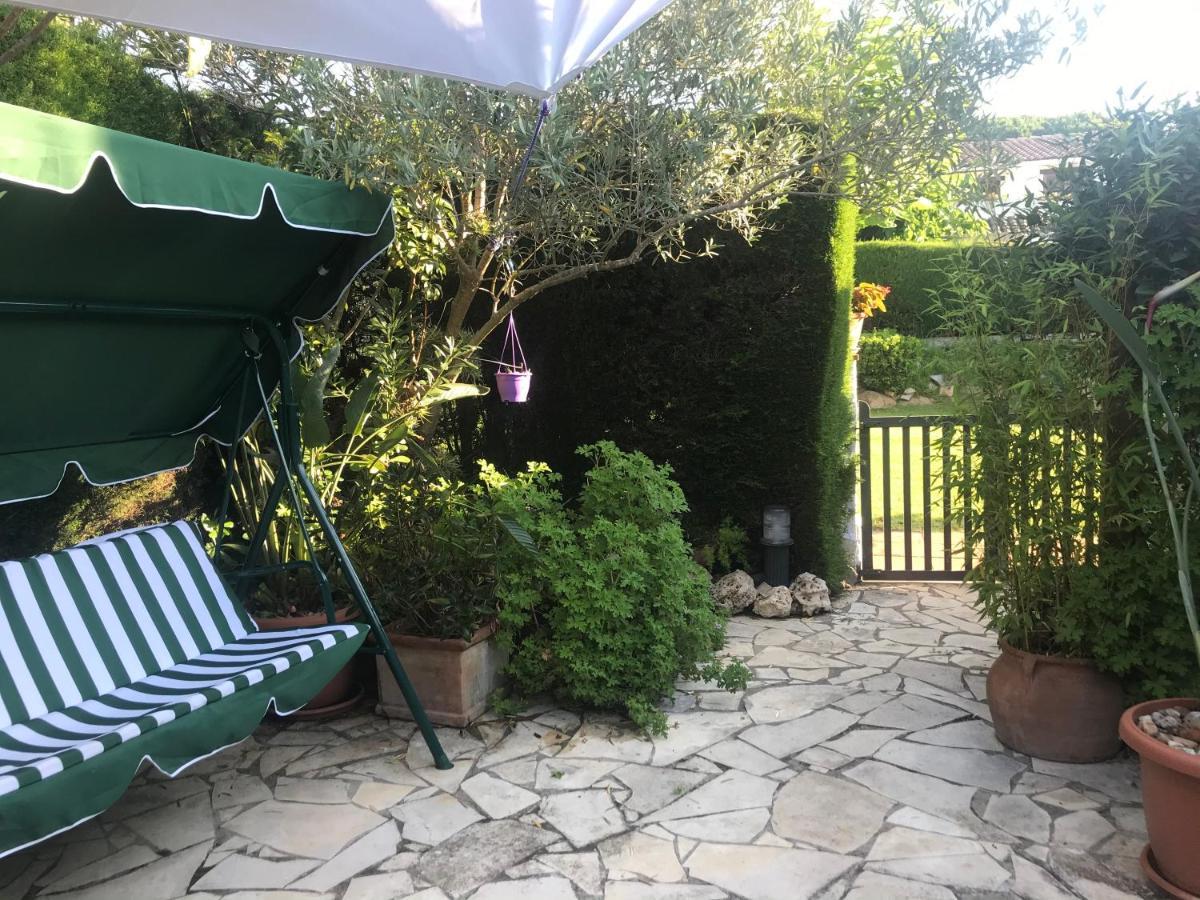Villa Casita Blanca Con Fibra Optica Y Piscina Cominutaria à Tossa de Mar Extérieur photo